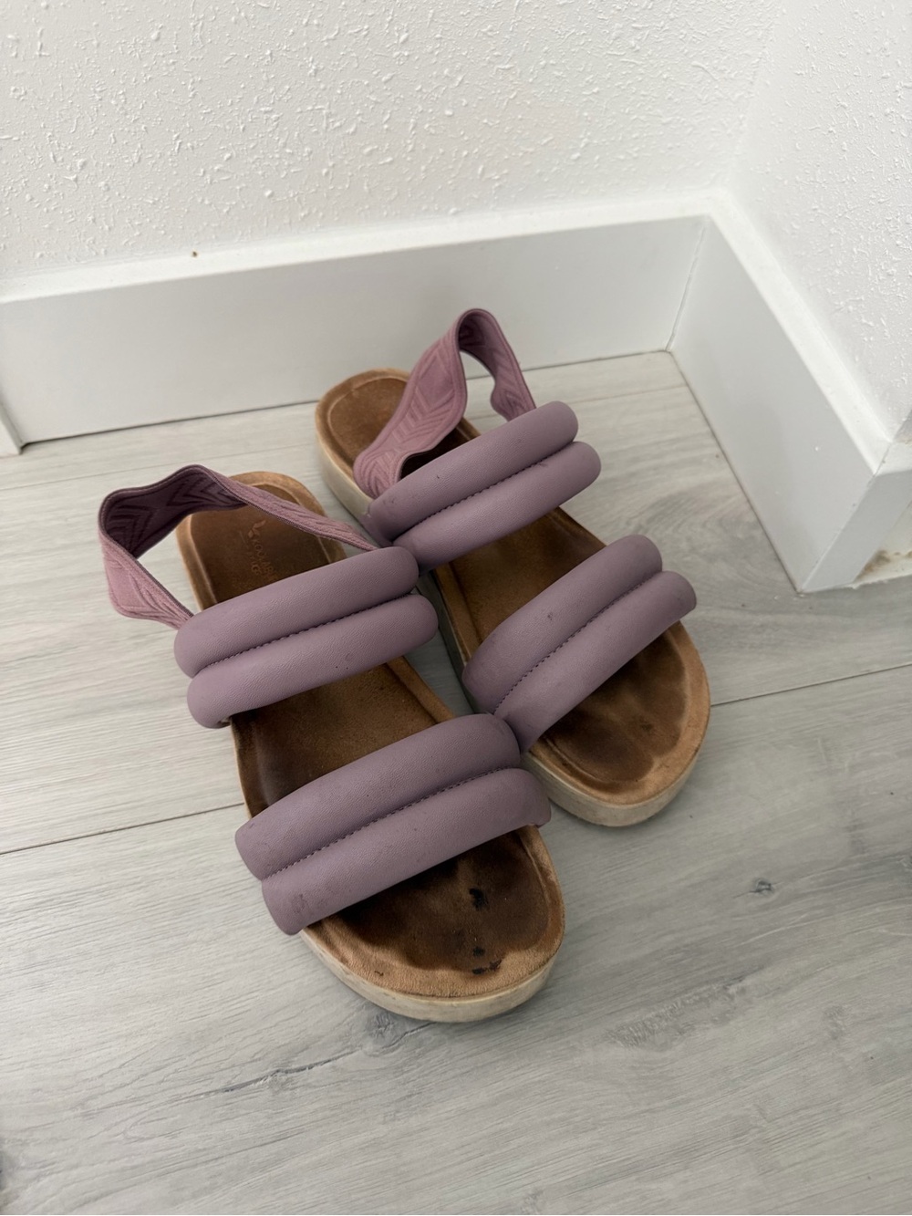 Kookaburra by Ugh Anida Elderberry Sandals